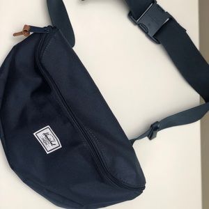 Navy Herschel hip pack